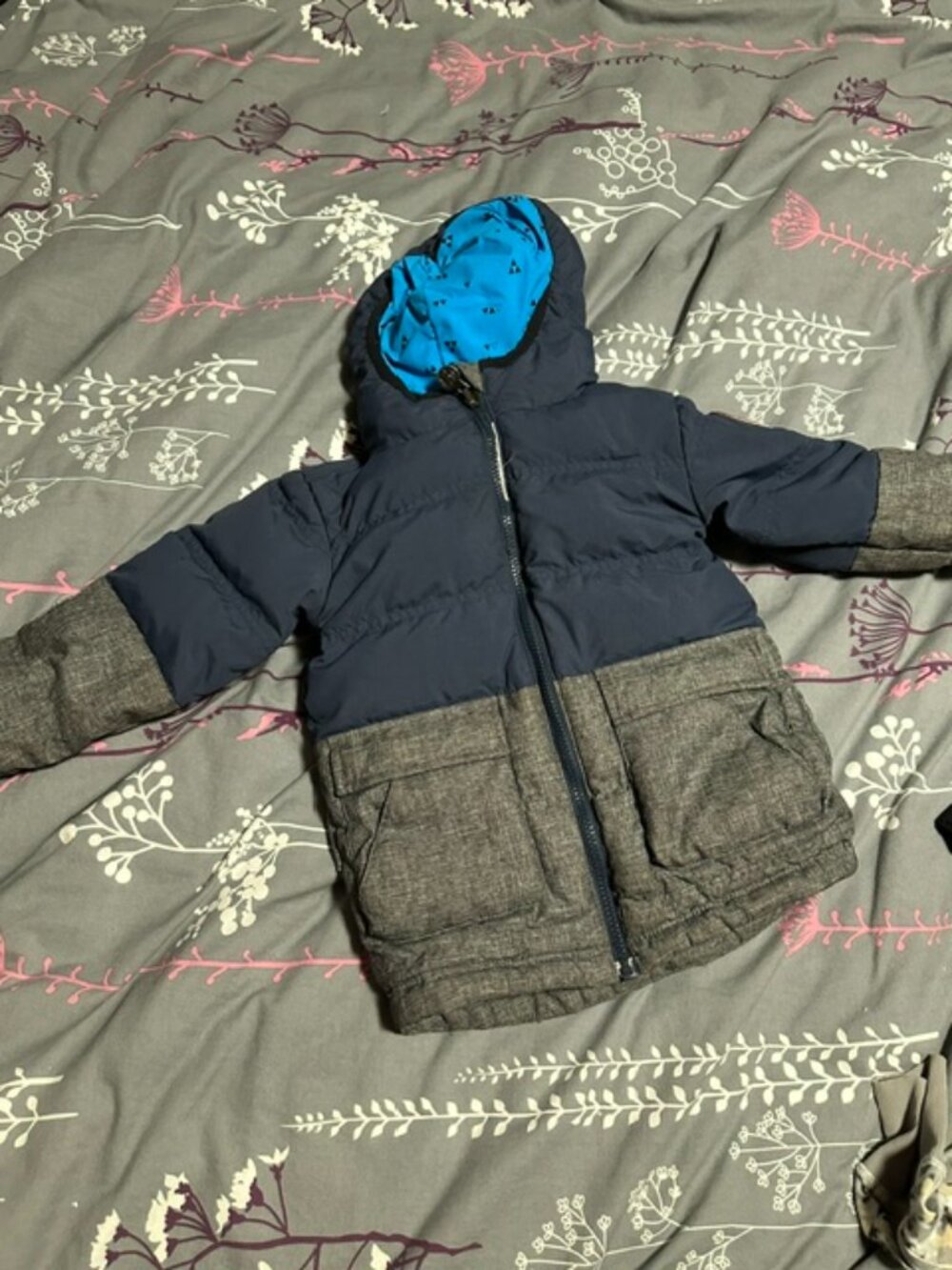 Peekaboo beans winter jacket size 4